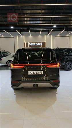 Lexus LX